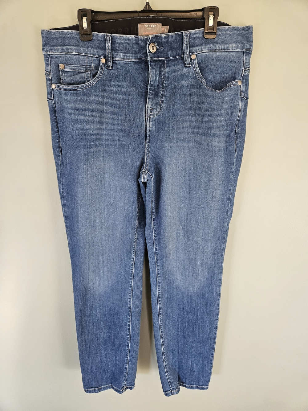 Torrid Bombshell Straight Leg Medium Blue Premium Stretch Jeans - 18R